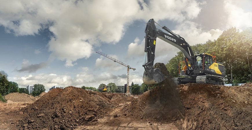 AUGMENTEZ VOTRE PRODUCTIVITÉ AVEC LES NOUVELLES PELLES VOLVO EC250 E ET EC300 E